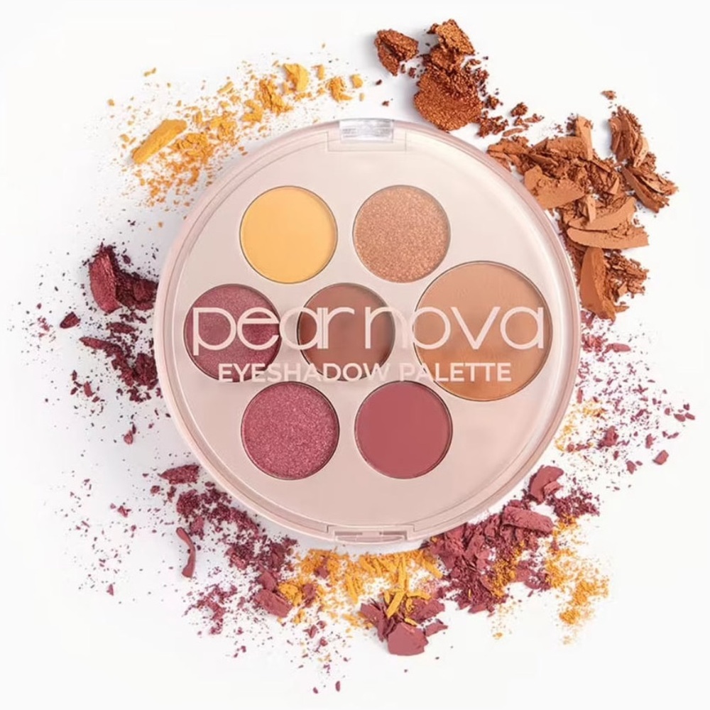 🆕 Pear Nova Eyeshadow Palatte